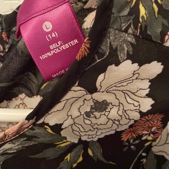 Flower blouse - Picture 3 of 4